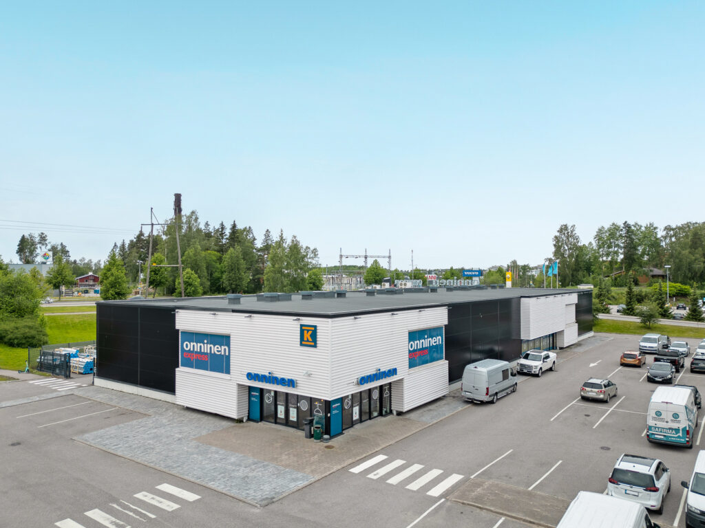 alikeravantie toimitilan julkisivu